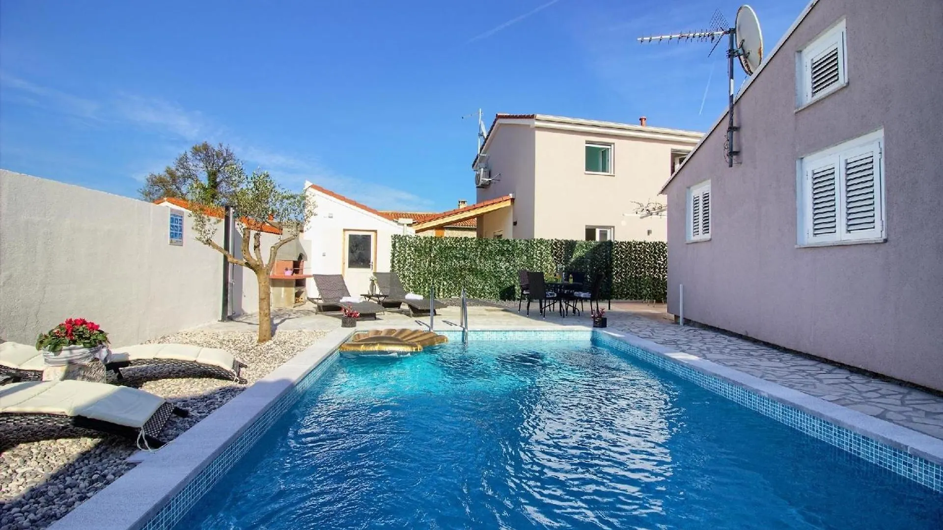 Prázdninový dům Ferienhaus Mit Privatpool Fuer 5 Personen Ca 60 Qm In Sisan, Istrien Suedkueste Von Istrien Chorvatsko