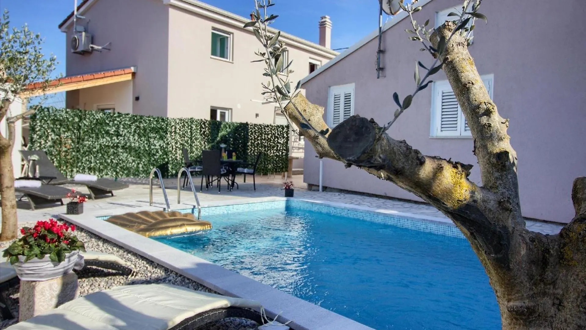 Ferienhaus Mit Privatpool Fuer 5 Personen Ca 60 Qm In Sisan, Istrien Suedkueste Von Istrien 0*,