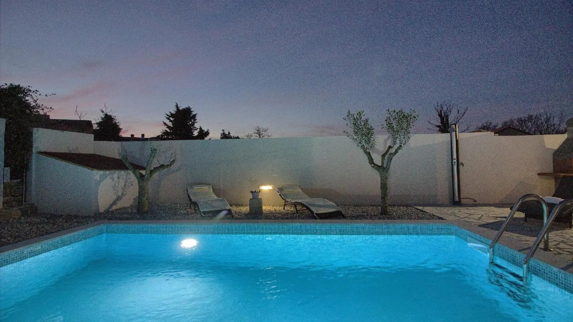 Ferienhaus Mit Privatpool Fuer 5 Personen Ca 60 Qm In Sisan, Istrien Suedkueste Von Istrien